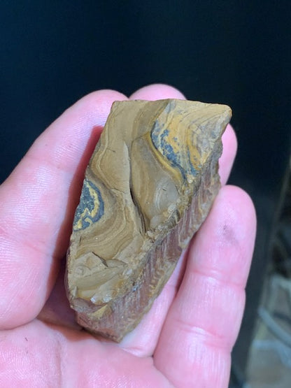 Oeil de tigre, spécimen brut et naturel - 60 x 43 x 25 mm - 88,5 gr.