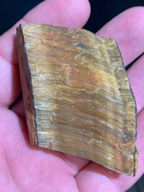 Oeil de tigre, spécimen brut et naturel - 65 x 43 x 27 mm - 99,8 gr.