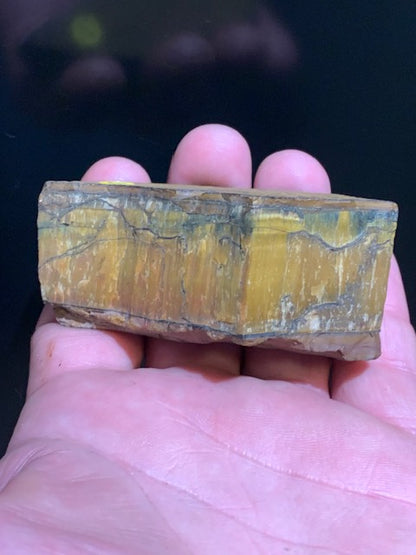 Oeil de tigre, spécimen brut et naturel - 76 x 43 x 33 mm - 159,5 gr.