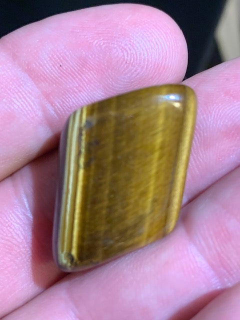 Oeil de tigre, pierre roulée - 26 x 19 x 10 mm - 8,5 gr.