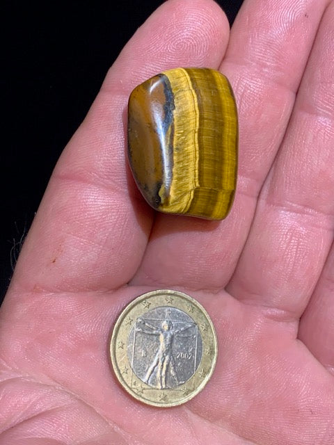 Oeil de tigre, pierre roulée - 31 x 22 x 11 mm - 10,3 gr.