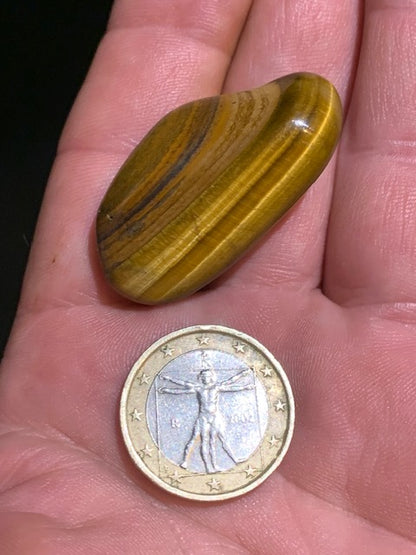 Oeil de tigre, pierre roulée - 41 x 20 x 13 mm - 15 gr.
