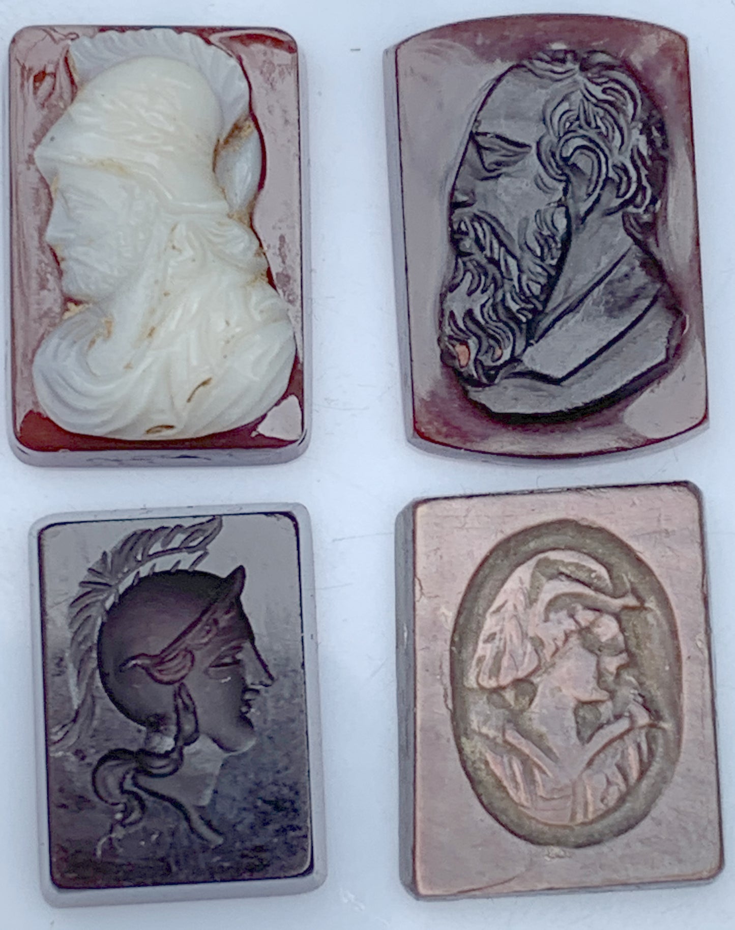 Camée/ Caméo, 5 pièces au choix en pierre d'Onyx de 14mm x 10 x0,3. Ancien et authentique, de véritables oeuvres d'art, gravure d'une précision ultime. Parfait en collection, exposition, bijouterie...