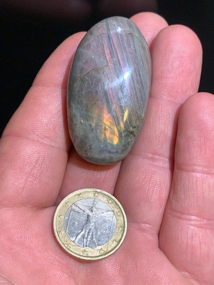 Labradorite, galet - 49 x 28 x 19 mm - 38,6 gr.