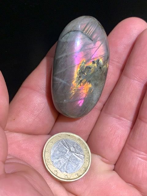 Labradorite, galet - 49 x 28 x 19 mm - 38,6 gr.