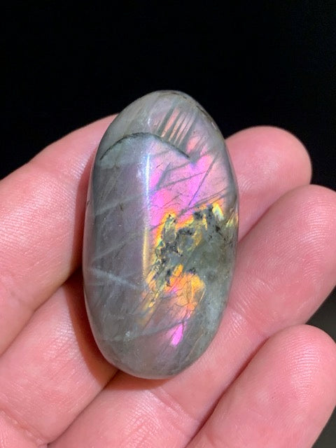 Labradorite, galet - 49 x 28 x 19 mm - 38,6 gr.