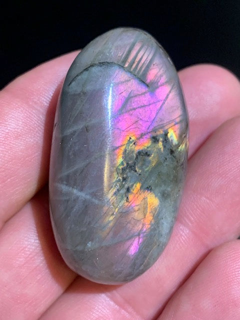 Labradorite, galet - 49 x 28 x 19 mm - 38,6 gr.