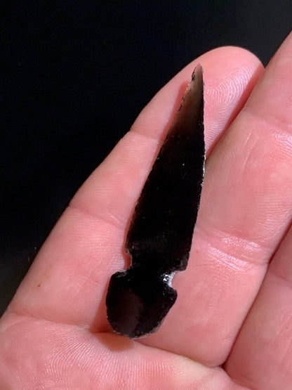 Obsidienne noire, pointe de flèche - 53 x 12 x 6 mm - 4,1 g