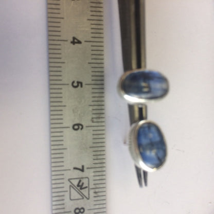 Puces/ Boucles d'oreilles en 'Cyanite bleue' du Brésil, qualité AA à AAA. Finition Argent 0.925, parfait !