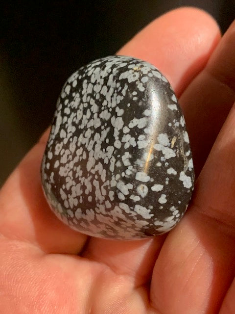 Obsidienne Neige / Flocon de neige - Pierre roulée - 37 x 26 x 21 - 28,3 gr.