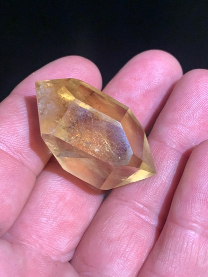 Citrine - Pointe polie bi-déterminée - 40 x 23 x 21 mm - 22,5 gr.