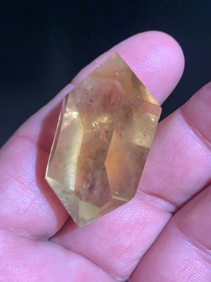 Citrine - Pointe polie bi-déterminée - 40 x 23 x 21 mm - 22,5 gr.