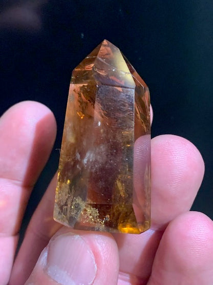 Citrine - Pointe/ Laser - 47 x 24 x 21 mm - 38,9 gr.
