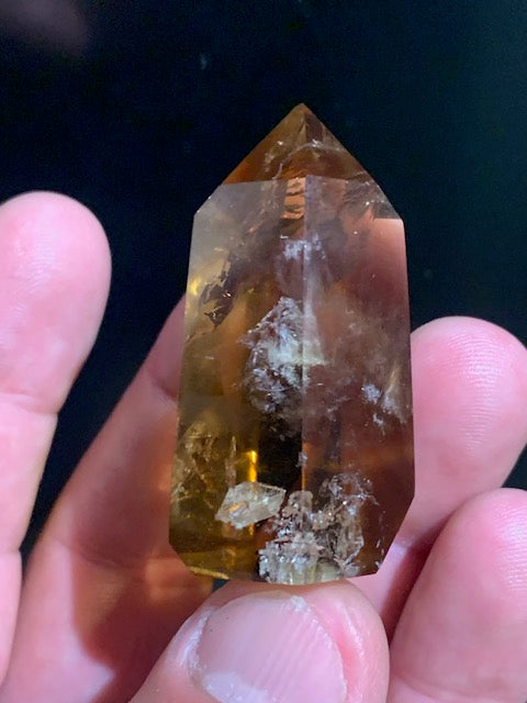 Citrine - Pointe/ Laser - 47 x 24 x 21 mm - 38,9 gr.