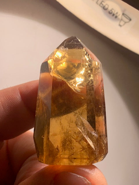 Citrine - Pointe/ Laser - 47 x 24 x 21 mm - 38,9 gr.