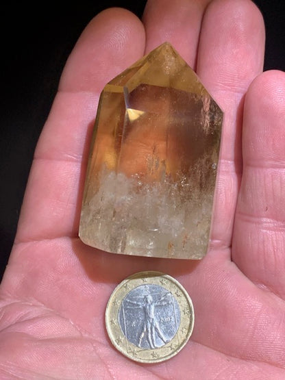 Citrine - Pointe/ Laser - 55 x 36 x 26 mm - 77,7 gr.