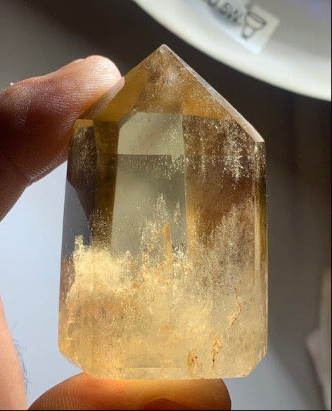 Citrine - Pointe/ Laser - 55 x 36 x 26 mm - 77,7 gr.