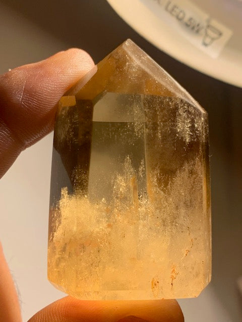 Citrine - Pointe/ Laser - 55 x 36 x 26 mm - 77,7 gr.