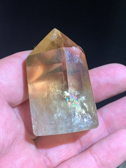 Citrine - Pointe/ Laser - 55 x 36 x 26 mm - 77,7 gr.
