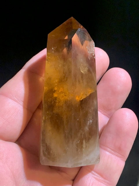 Citrine - Pointe/ Laser - 76 x 31 x 29 mm - 107,3 gr.