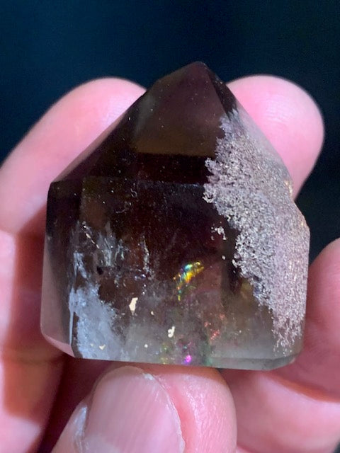 Cristal de roche fumé/ Quartz fumé, tête de pointe - 36 x 33 x 26 mm - 41,4 gr.