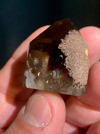 Cristal de roche fumé/ Quartz fumé, tête de pointe - 36 x 33 x 26 mm - 41,4 gr.