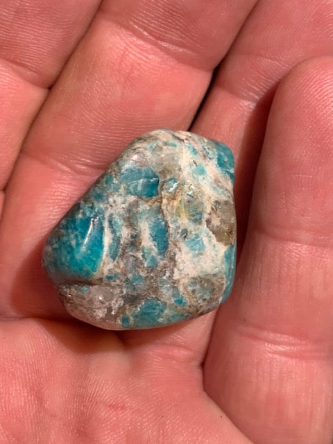 Amazonite, pierre roulée - ± 27 x 26 x 19 mm - 18,4 gr.