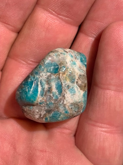 Amazonite, pierre roulée - ± 27 x 26 x 19 mm - 18,4 gr.