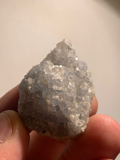 Topaze bleue, spécimen brut - ± 41 x 36 x 28 mm - 48 gr.