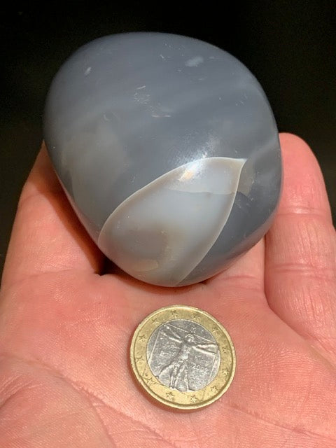 Agate enhydre ou Agate à eau - Galet de taille L - 60 x 56 x 39 millimètres - 216 grammes