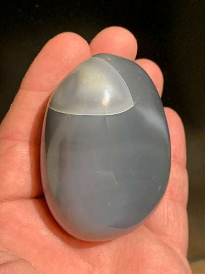 Agate enhydre ou Agate à eau - Galet de taille L - 60 x 56 x 39 millimètres - 216 grammes