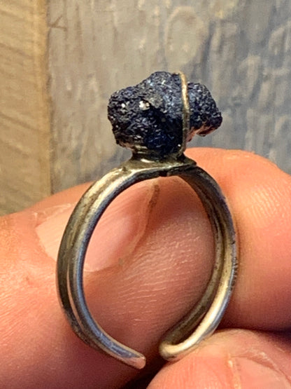 Bague réglable en azurite, Argent 0.925. Superbe pierre brute à l'origine du lapis lazuli !