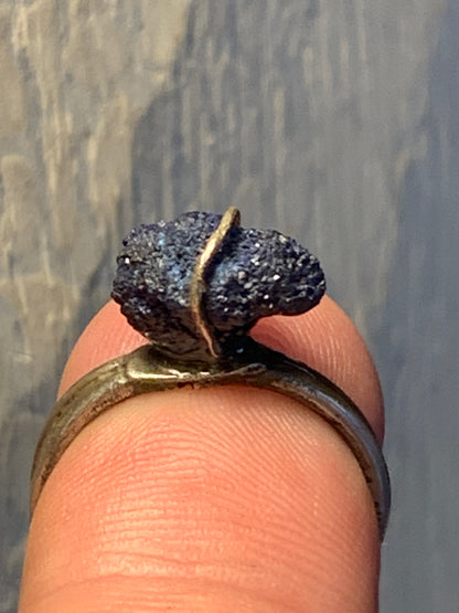 Bague réglable en azurite, Argent 0.925. Superbe pierre brute à l'origine du lapis lazuli !