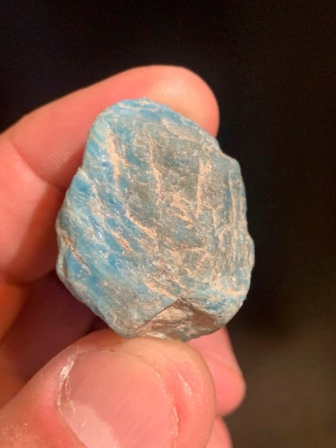 Apatite bleue – spécimen brut – 32 × 28 × 19 mm – 24 g