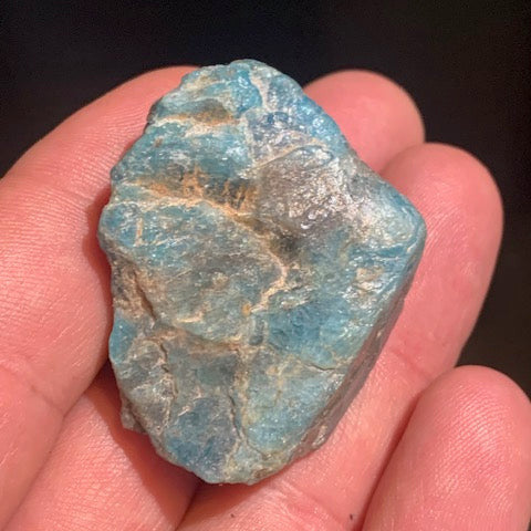 Apatite bleue – spécimen brut – 40 × 33 × 22 mm – 32,9 g