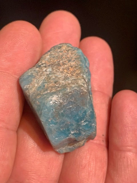 Apatite bleue – spécimen brut – 40 × 33 × 22 mm – 32,9 g