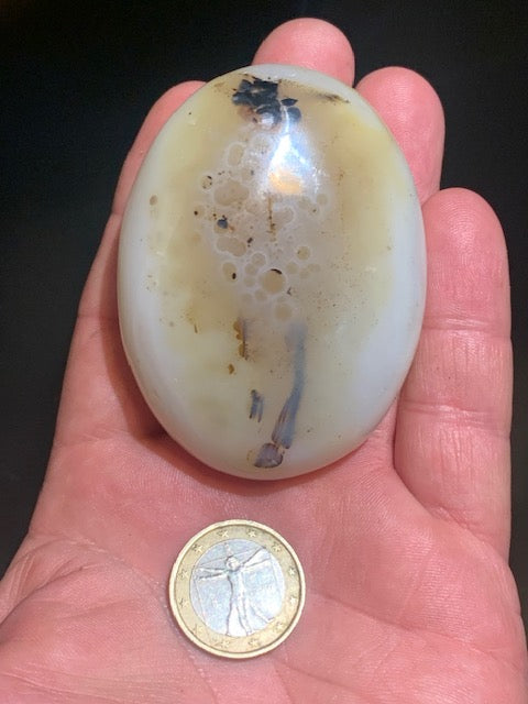 Agate Rubanée - Galet - 71 x 53 x 33 millimètres - 171 grammes
