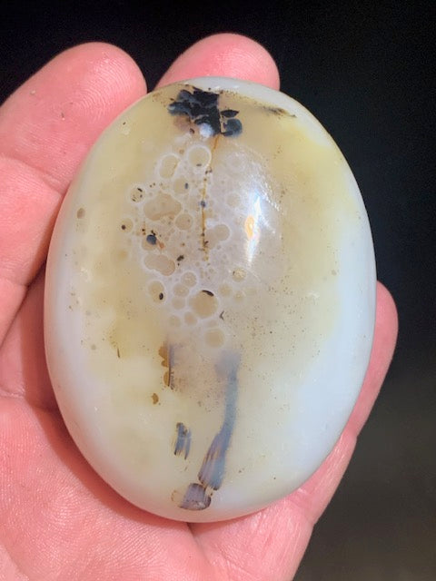 Agate Rubanée - Galet - 71 x 53 x 33 millimètres - 171 grammes