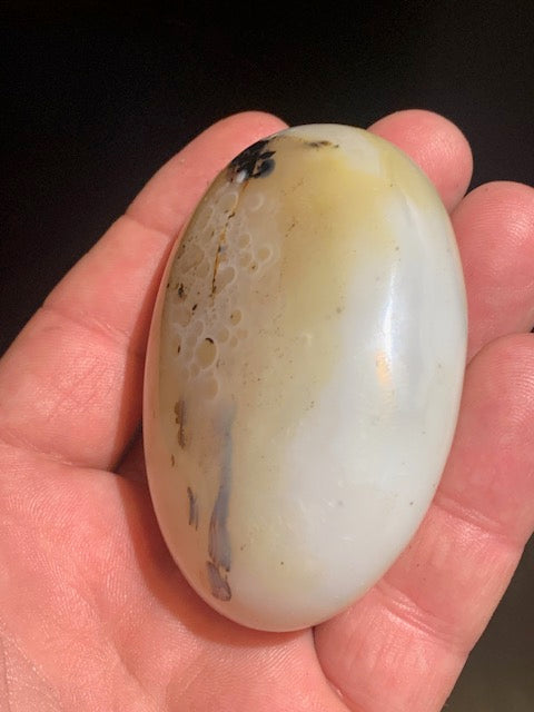 Agate Rubanée - Galet - 71 x 53 x 33 millimètres - 171 grammes