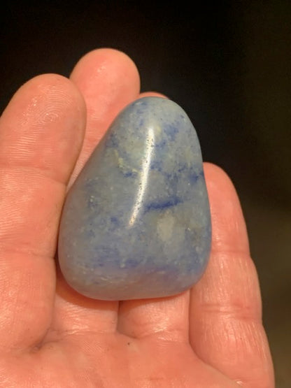 Dumortiérite – Pierre roulée – 47 × 38 × 12 mm – 30 g