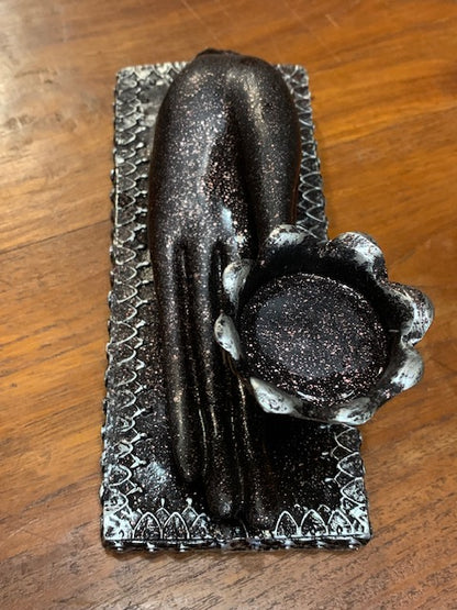 Bougeoir 'Main de Mudra', tenant une bougie. 21 x 8 x 10 cm/ 676 gr. - Superbe pièce !