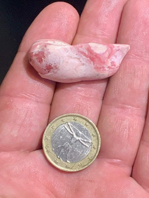 Rhodochrosite - Pierre roulée de 40 x 20 x 16 mm - 15,2 gr.