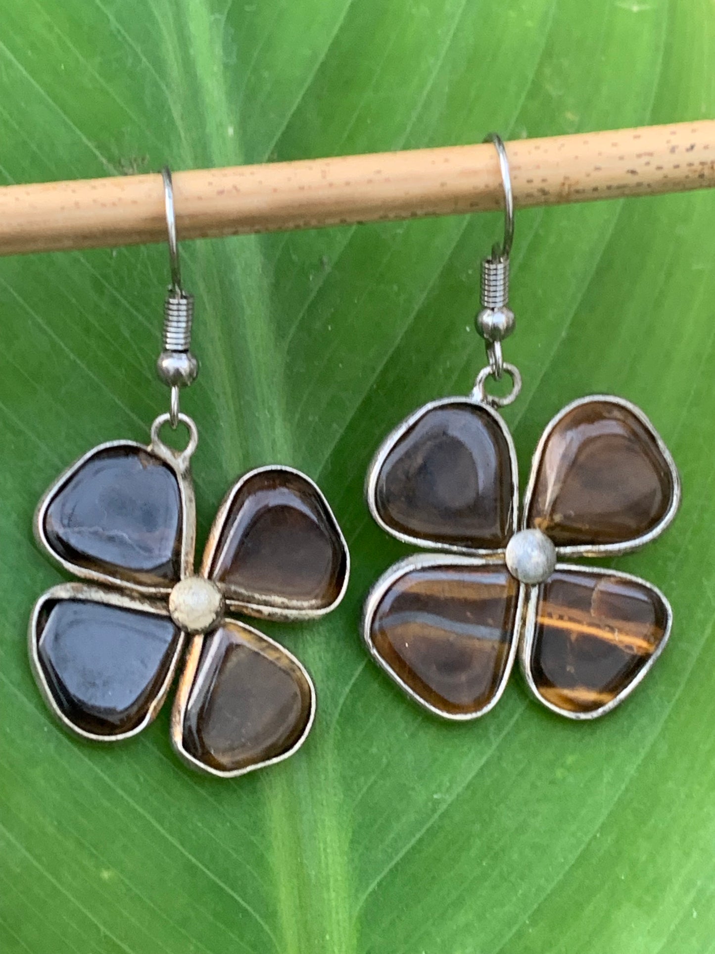 Boucles d'oreilles en Oeil de tigre, en formes de trèfle à 4 feuilles, qualité AA à AAA, Argent 925, parfait !