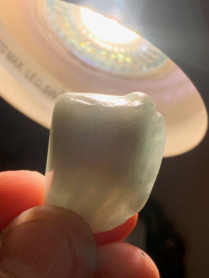 Aigue-marine - Pierre roulée - 33 x 24 x 16 mm - 16,8 gr.