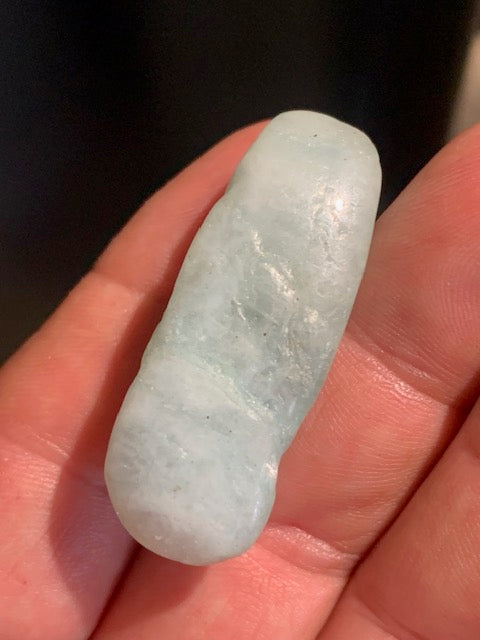 Aigue-marine - Pierre roulée - 43 x 21 x 16 mm - 16,9 gr.