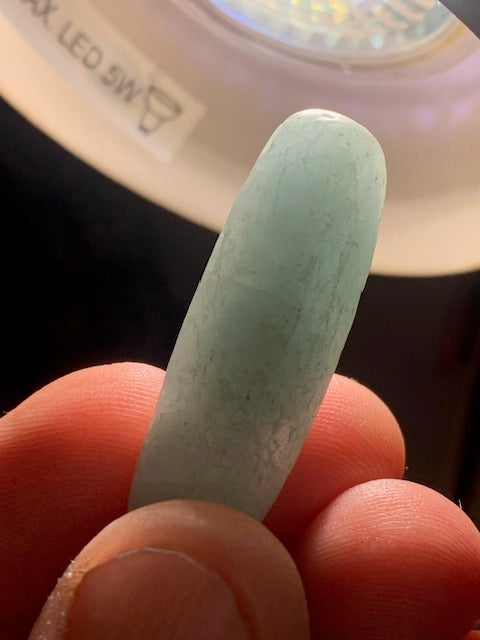 Aigue-marine - Pierre roulée - 42 x 13 x 12 mm - 12,6 gr.