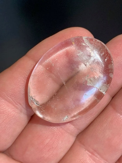 Cristal de roche (Quartz) - Galet de massage/ pierre plate - 39 x 29 x 9 mm - 14,9 gr.