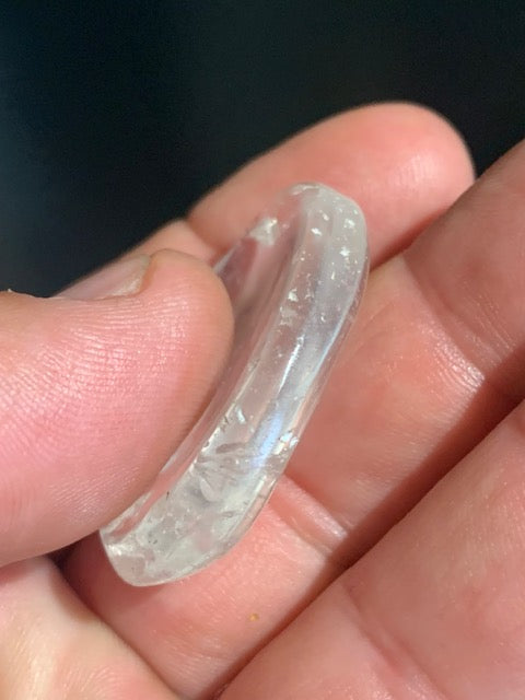 Cristal de roche (Quartz) - Galet de massage/ pierre plate - 39 x 29 x 9 mm - 14,9 gr.