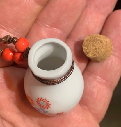 Bottle/Pendant for essential oil in ceramic - Sold with adjustable black cord - 3.5 x 2 mm