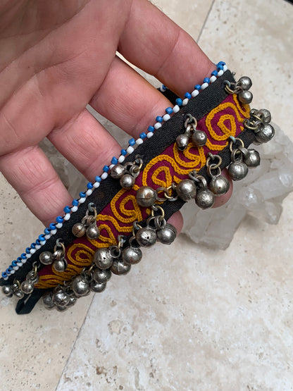 Sélection de bracelets de danses pour chevilles, fait en textile et perles/ clochettes en métal !